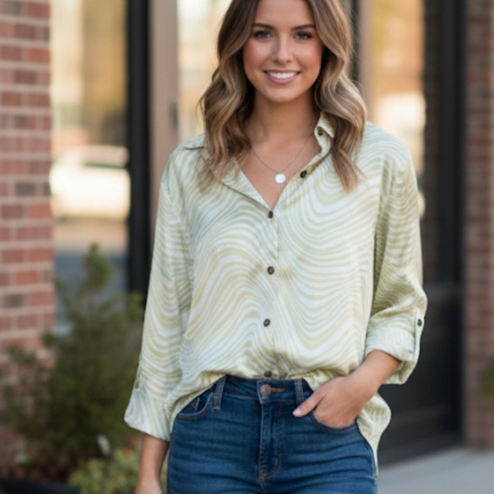 Hollister Light Green Swirl Button-Down Shirt